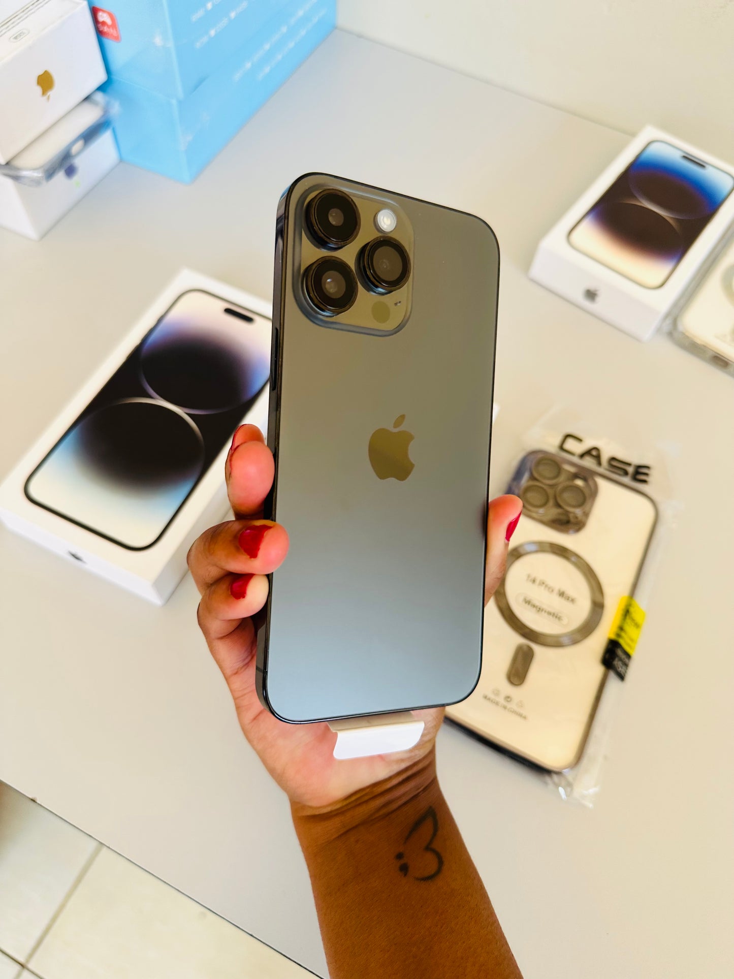 iPhone 14 Pro Max