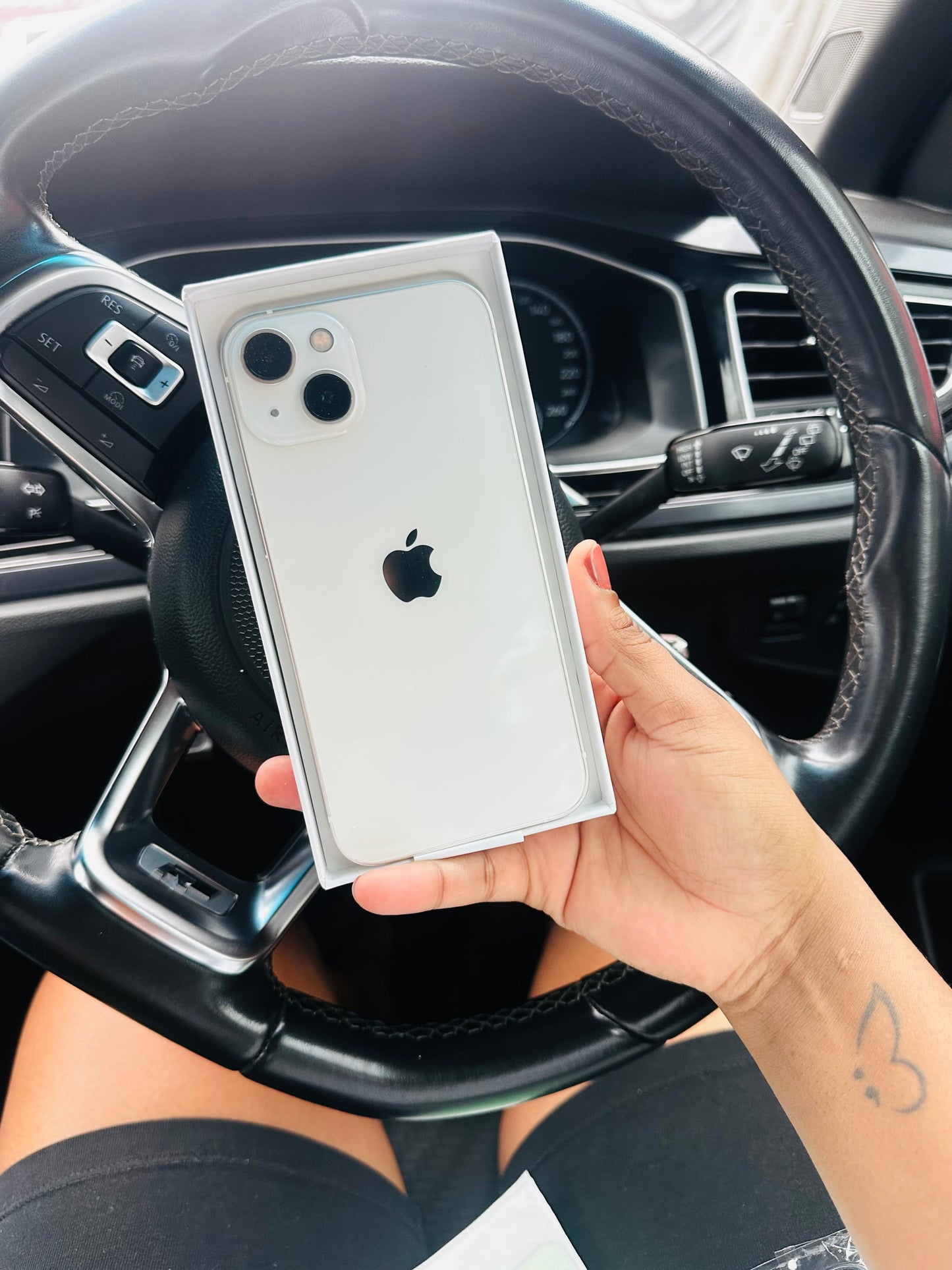 iPhone 13